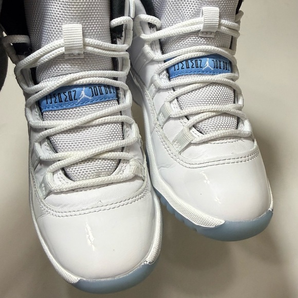 Nike Air Jordan 11 Retro “Legend Blue” Sneakers - Little Kids Size 13.5 - Picture 12 of 16